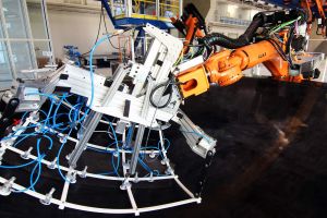 Technologien beim Faserverbundleichtbau: JEC in Paris