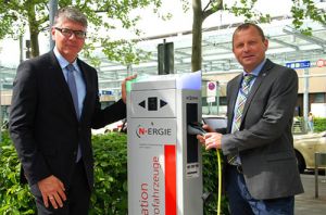 Ladestation für Elektro-Fahrzeuge am Flughafen Nürnberg