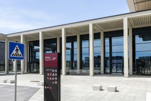Flughafen BER: Pavillions zum Hauptterminal fertiggestellt