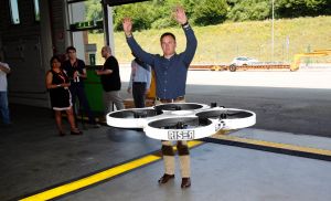Inspektion per Drohne und 3D-Druck für Flugzeuge