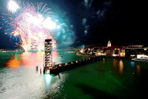 Zeppelinflug zum Feuerwerk am Bodensee