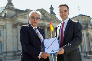 VC: Verfassungsbeschwerde gegen Tarifeinheitsgesetz