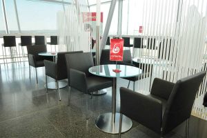 Exklusiver Wartebereich von airberlin am Flughafen Stuttgart