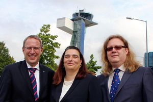 Business-Standort direkt neben Tower des Flughafen Nürnberg
