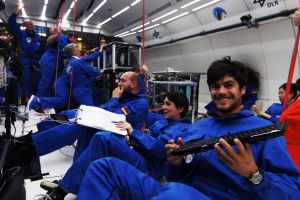 Baustoffe für den Mond im freien Fall: ZERO-G