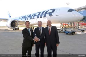 Erster Airbus A350 XWB an Finnair übergeben