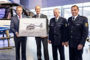Polizeihubschrauber H145 fliegt in Baden-Württemberg