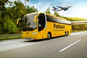 Postbus als Lufthansa-Zubringer aus Bayern und Österreich
