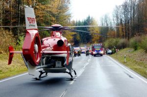 Rettungsflugwacht mahnt zu sicherem Fahren im Winter