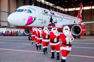 Weihnachtsflieger bei airberlin mit extra-Bemalung