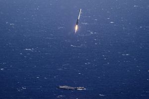 SpaceX zeigt der Welt die Refill Rakete
