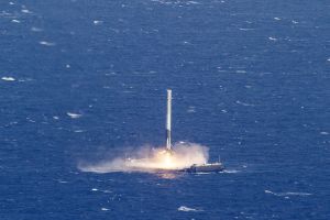 SpaceX zeigt der Welt die Refill Rakete