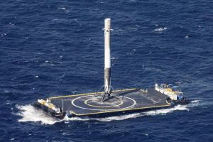 SpaceX zeigt der Welt die Refill Rakete