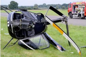 Überschlag eines R22: Bodenkontakt bei hoher Beladung