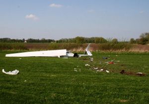 Segler startete und stürzte steil beim Windenstart