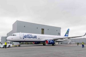 A321 made in USA in fertigen Farben