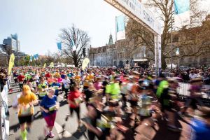 Hannover Airport schickt Löschfahrzeug Panther zum HAJ Marathon