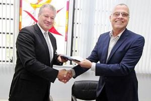 LHT leistet Support für A340-300 Surinam Airways