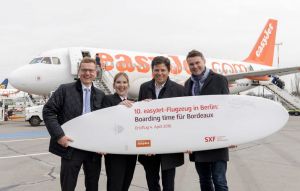  easyJet wächst mit 10. Flugzeug in Berlin-Schönefeld