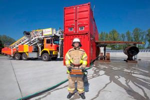 Flughafenfeuerwehr Hamburg: Neue Analgen für ICAO-Übungen