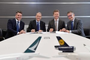 Lufthansa Cargo kooperiert mit Cathay Pacific