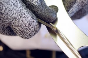 Leichtbau: Aluminiumteile aus druckfester Knetlegierung schälen