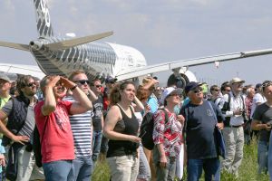 ILA mit Sonne für Hersteller, Agenturen und Besucher