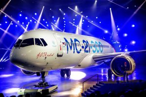 MC-21: Neues Passagierflugzeug aus Russland vorgestellt