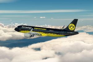 Borussia Dortmund: Mannschaftsairbus A320 in schwarzgelb