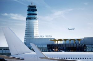 Fracht-Schub und Passagierrückgang im Juni in Wien