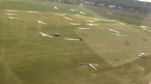 Handwechsel am Steuer: Segelflugzeug stürzte ab