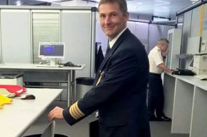 Lufthansa testet elektronisches Briefingpaket fürs Cockpit