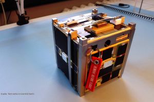 Feuer finden aus dem All: DLR startet Picosatelliten