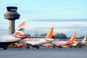 Skyshow und Attraktionen zu 90 Jahre Flughafen Salzburg