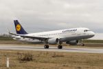 Lufthansa holt ihren ersten Airbus A320 mit Sharklets ab