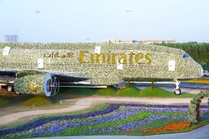 Airbus A380 1:1 aus Blumen