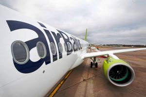 Air Baltic CS300 landete ihr Début am Flughafen Hamburg
