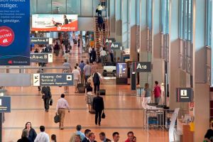 3,9 Prozent mehr Passagiere am Flughafen Hamburg 2016