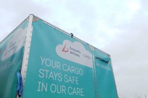 Brussels Airlines mit Lightweight AKE von Jettainer