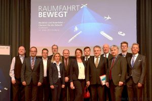 Konferenz "Raumfahrt bewegt!": Aktionsplan zur Synergienutzung