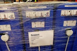Wasserfilter als Luftfracht: Hilfsgüter für Südamerika
