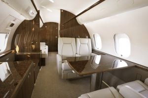 Kabinenmodifikation: Diwan im Businessjet