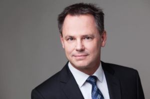 Eckhard Breuer von Bombardier wird Luftschiff-Chef