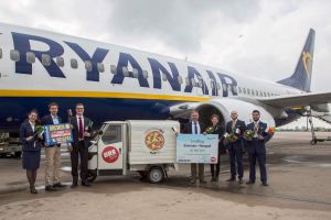 Hafen- und Vesuvstadt Neapel im Ryanair-Flugplan Bremen