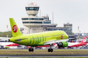 St. Petersburg mit Low-Cost Carrier S7 ab Berlin im Plan