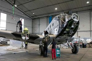 Ju52 fliegt um die Förde zur Kieler Woche