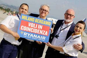 Ryanair baut Anschlüsse über Rom aus