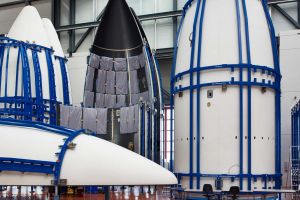 Verbundwerkstoff ohne Autoclaven: Fairing bewährt sich auf Ariane 5