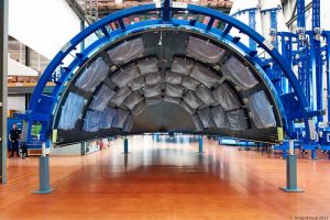 Verbundwerkstoff ohne Autoclaven: Fairing bewährt sich auf Ariane 5