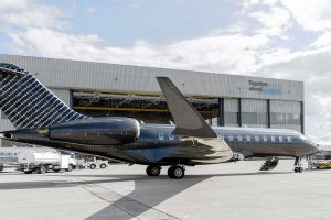 Bombardier Global Express XRS im Spezialdesign Carboneum